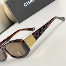 Load image into Gallery viewer, JW706 CC Eyeswear / 52x18x145mm
