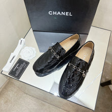 Load image into Gallery viewer, SE989 CC Loafers / Size5-10

