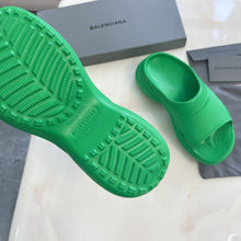 Load image into Gallery viewer, SE1040 BALENCIAGA Women's Pool Crocs™ Slide Sandal / Size5-11
