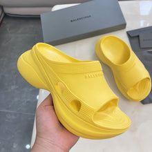 Load image into Gallery viewer, SE1040 BALENCIAGA Women's Pool Crocs™ Slide Sandal / Size5-11
