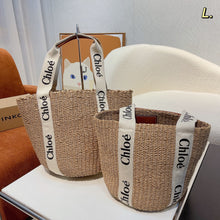 Load image into Gallery viewer, CLE006 Small/Large Woody Basket Bag
