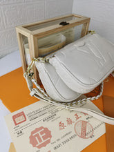 Load image into Gallery viewer, LB688 Multi Pochette Accessoires / 9.8 x 5.7 x 1.8 inches
