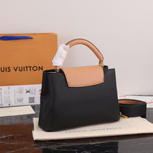 Load image into Gallery viewer, LB783 Capucines BB / 10.6 x 7.1 x 3.5 inches
