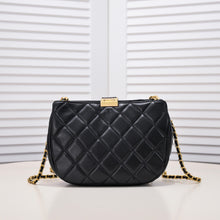 Load image into Gallery viewer, CC606 Hobo Handbag / 6.6 × 9 × 2.7 inch
