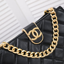 Load image into Gallery viewer, CC606 Hobo Handbag / 6.6 × 9 × 2.7 inch
