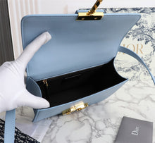 Load image into Gallery viewer, DR274 30 Montaigne Bag / 9.5 x 6.5 x 3 inches
