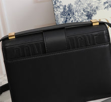 Load image into Gallery viewer, DR277 30 Montaigne Bag / 9.5 x 6.5 x 3 inches
