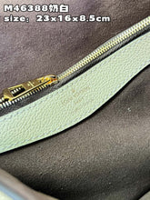 Load image into Gallery viewer, LB786 Diane / HIGHEST QUALITY VERSION / 9.1 x 6.3 x 3.3 inches
