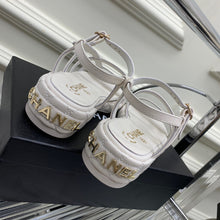 Load image into Gallery viewer, SE992 CC Sandals / Size5-10
