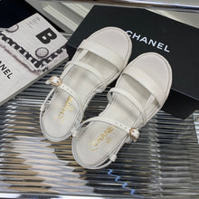 Load image into Gallery viewer, SE992 CC Sandals / Size5-10
