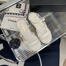 Load image into Gallery viewer, SE992 CC Sandals / Size5-10
