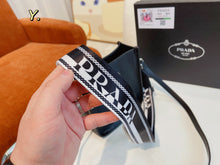 Load image into Gallery viewer, PD178 mini shoulder bag / 7.5x7.9x2.4inch
