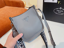 Load image into Gallery viewer, PD178 mini shoulder bag / 7.5x7.9x2.4inch
