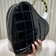 Load image into Gallery viewer, CC609 Vintage Heart Bags / 9x8.3inch
