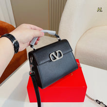 Load image into Gallery viewer, VLTN072 MINI VSLING HANDBAG / 7x3.9x5.5inch
