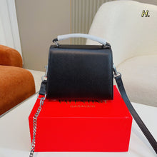Load image into Gallery viewer, VLTN072 MINI VSLING HANDBAG / 7x3.9x5.5inch
