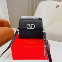 Load image into Gallery viewer, VLTN072 MINI VSLING HANDBAG / 7x3.9x5.5inch
