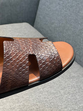 Load image into Gallery viewer, MSE065 Izmir Sandal / Size7-13
