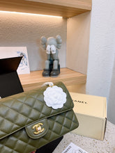 Load image into Gallery viewer, CC673 Classic Handbag / 9.8x15.5x6.5inch
