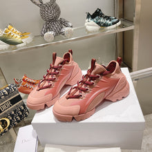 Load image into Gallery viewer, SE890 DR D-Connect Sneaker / Size5-10

