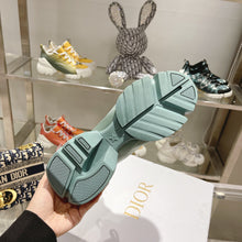 Load image into Gallery viewer, SE891 DR D-Connect Sneaker / Size5-10

