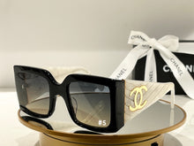 Load image into Gallery viewer, JW599 CC Sunglaaes / 100% UV Protection
