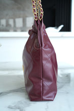 Load image into Gallery viewer, CC679 CC 22 Handbag / HIGHEST QUALITY VERSION / Small/Medium/Large
