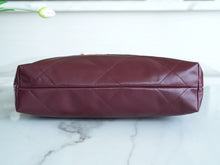 Load image into Gallery viewer, CC679 CC 22 Handbag / HIGHEST QUALITY VERSION / Small/Medium/Large
