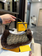 Load image into Gallery viewer, FF157 O’Lock Swing / 11.8x3.1x4.7inch
