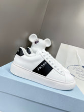 Load image into Gallery viewer, SE926 PD Leather Sneakers / Size5-10
