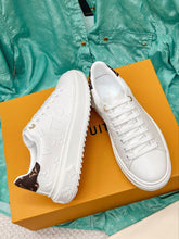 Load image into Gallery viewer, SE925 Time Out Sneaker / Size5-11
