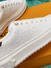 Load image into Gallery viewer, SE925 Time Out Sneaker / Size5-11
