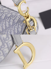 Load image into Gallery viewer, DR235 Saddle Bag (Come with Long Shoulder Straps ）
