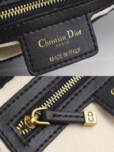 Load image into Gallery viewer, DR237 Saddle Bag (Come with Long Shoulder Straps ）
