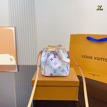 Load image into Gallery viewer, LB787  Nano Noe / 5.1 x 5.9 x 3.5 inches
