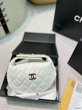 Load image into Gallery viewer, CC638 Small Pouch / 6.2 × 6.2 × 2.1 in
