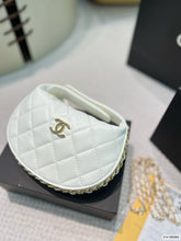 Load image into Gallery viewer, CC638 Small Pouch / 6.2 × 6.2 × 2.1 in
