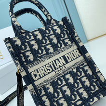 Load image into Gallery viewer, DR239 Book Mini Tote Bag / 7.1x5.3x2.5inch
