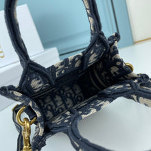 Load image into Gallery viewer, DR239 Book Mini Tote Bag / 7.1x5.3x2.5inch
