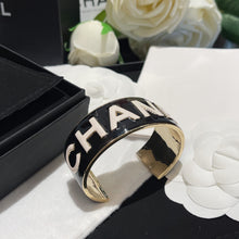 Load image into Gallery viewer, JW615 CC Cuff
