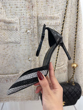 Load image into Gallery viewer, SE823 Shiny Heels / Size5-9
