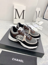 Load image into Gallery viewer, SE1001 CC Sneakers / Size5-10
