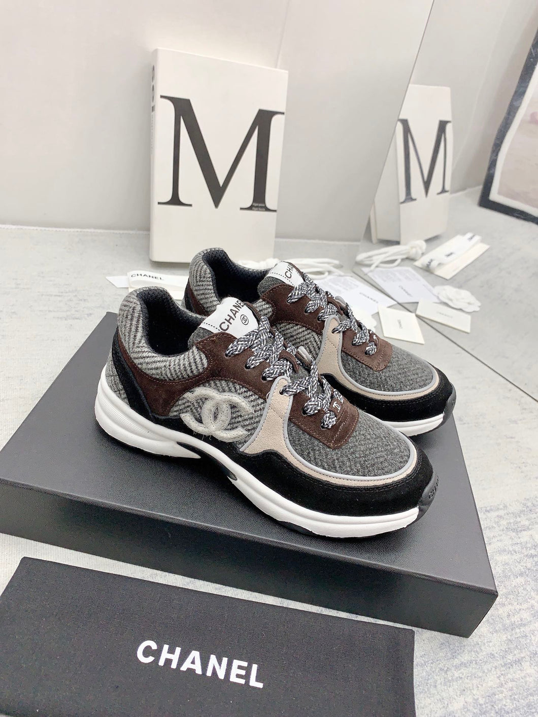 SE1001 CC Sneakers / Size5-10