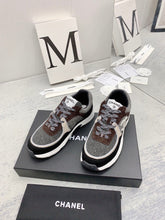 Load image into Gallery viewer, SE1001 CC Sneakers / Size5-10
