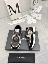 Load image into Gallery viewer, SE1001 CC Sneakers / Size5-10
