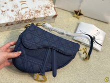 Load image into Gallery viewer, DR260 Saddle Bag with Wide Strap / 10 x 8 x 3 inches
