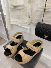 Load image into Gallery viewer, SE835 CC Sandals / Size5-9
