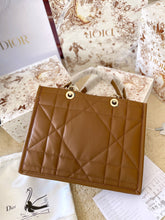 Load image into Gallery viewer, DR263 Medium Dior Essential Tote Bag / 14.5 x 11 x 7 inches
