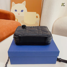 Load image into Gallery viewer, DR264 Dior Caro Box Bag / 7 x 5 x 2 inches
