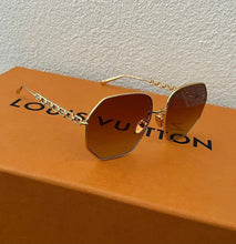 Load image into Gallery viewer, JW633 LB Sunglasses
